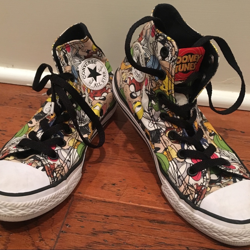 Looney Toons Converse - Limited Edition